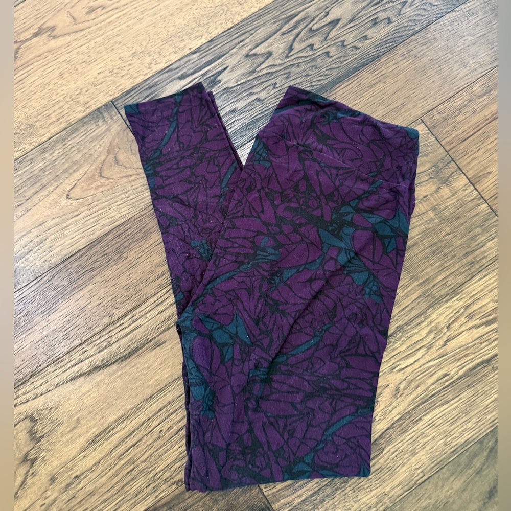 LuLaRoe Purple and Teal Abstract Print Leggings